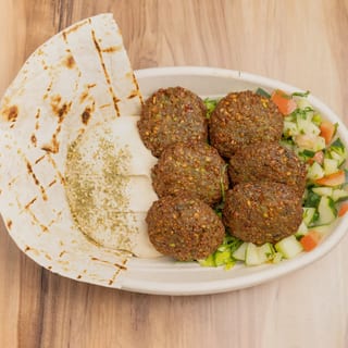 H2. Hummus with Falafal